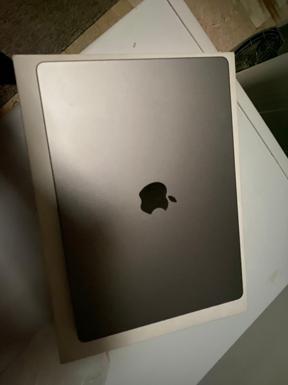 ماكبوك برو m3 ذاكرة 1 تيرا
مشحون 4 مرات فقط بس مفتوح من 

الكارتونة

مامستخدم!

ضمانه سنة حقيقي من وكيل ابل المعتمد في العراق  icenter

مع ارفاق الوصل الاصلي

الجهاز الجديد مالته من الوكيل  ب٢٢٧٠ من icenter

جديد بمعنى الكلمة

جهاز كامل مع كامل ملحقاته بالكارتونه

1،900،000

(مليون وتسعمية الف)

وبي مجال بسيط


**إذا كنت صاحب هذا الإعلان وتريد حذفه لأي سبب، رجاءا أرسل رسالة إلى الدعم الفني**