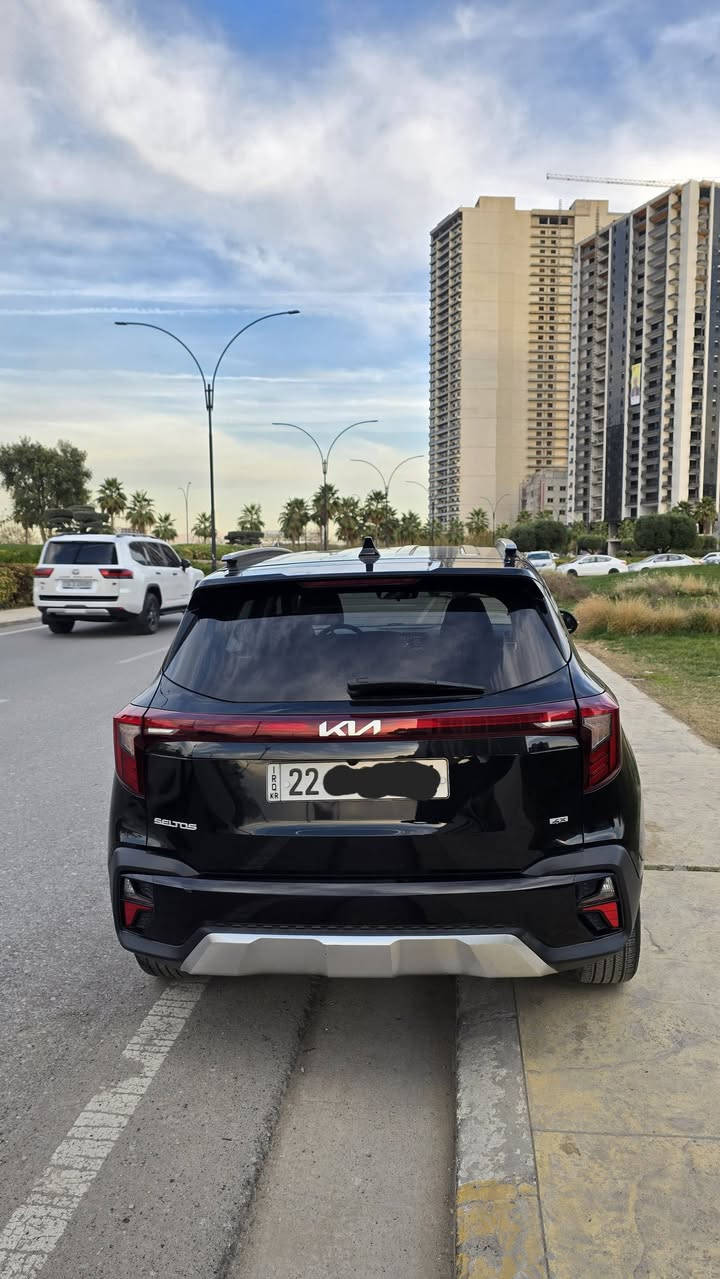 كيا سيلتوس 2024
وارد امريكي بدون صبغ  ماشية 31000 كيلو وليس ميل 

المواصفات 

محرك 2000 دوش المرغوب 

تدفئة كشنات 

كشنات نصف جلد 

نقاط عمياء وهيتر بلمري لأزالة الضباب  

بصمة وتشغيل عنبعد 

دفع رباعي فور ويل 

شاشا كبيرة متصل بيهة 4 اشكال للعداد

قيادة ذاتية ومثبت سرعة 

تبريد خلفي

ليتات فول LED متصل ولايت عالي اوتو

مساعد نزول منحدرات 

اوتو ستوب هية ادوس ابريك اذا ما منتبه

شاحن تايب سي سريع 

السيارة مصنوعة بكوريا وليس الصين 

السيارة جديدة بعدهة على وضع الشركة 

السعر 190 وبيهة مجال 

للتواصل ***********

مكان السيارة اربيل
