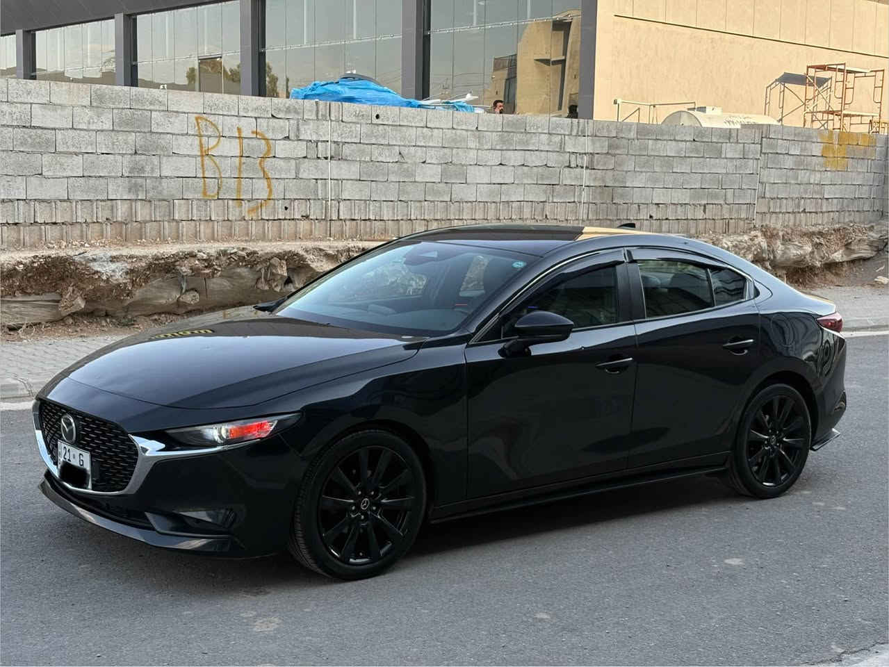مازدا CX-3 موديل 2024 

مواصفات Select sport 
عداد المسافه 25,000 ميل 

البنيد صبغ بدون دواخل 
ويا ربع باب السايق 
سيت راديتر بلادي حجر و رادار بشرط 
كير و محرك على حطت الشركة
السياره ماشاءالله كلش جديده 
رقم سليمانيه باسمى 
تحويل و غرامه بشرط
عنوان سليمانيه

واتساب : *********** السليمانية, العراق
