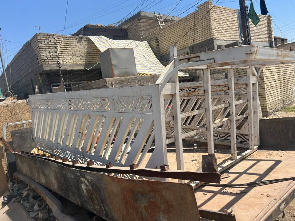 سلام عليكم محجرات مال نثية فصال للبيع المكان بغداد ***********
