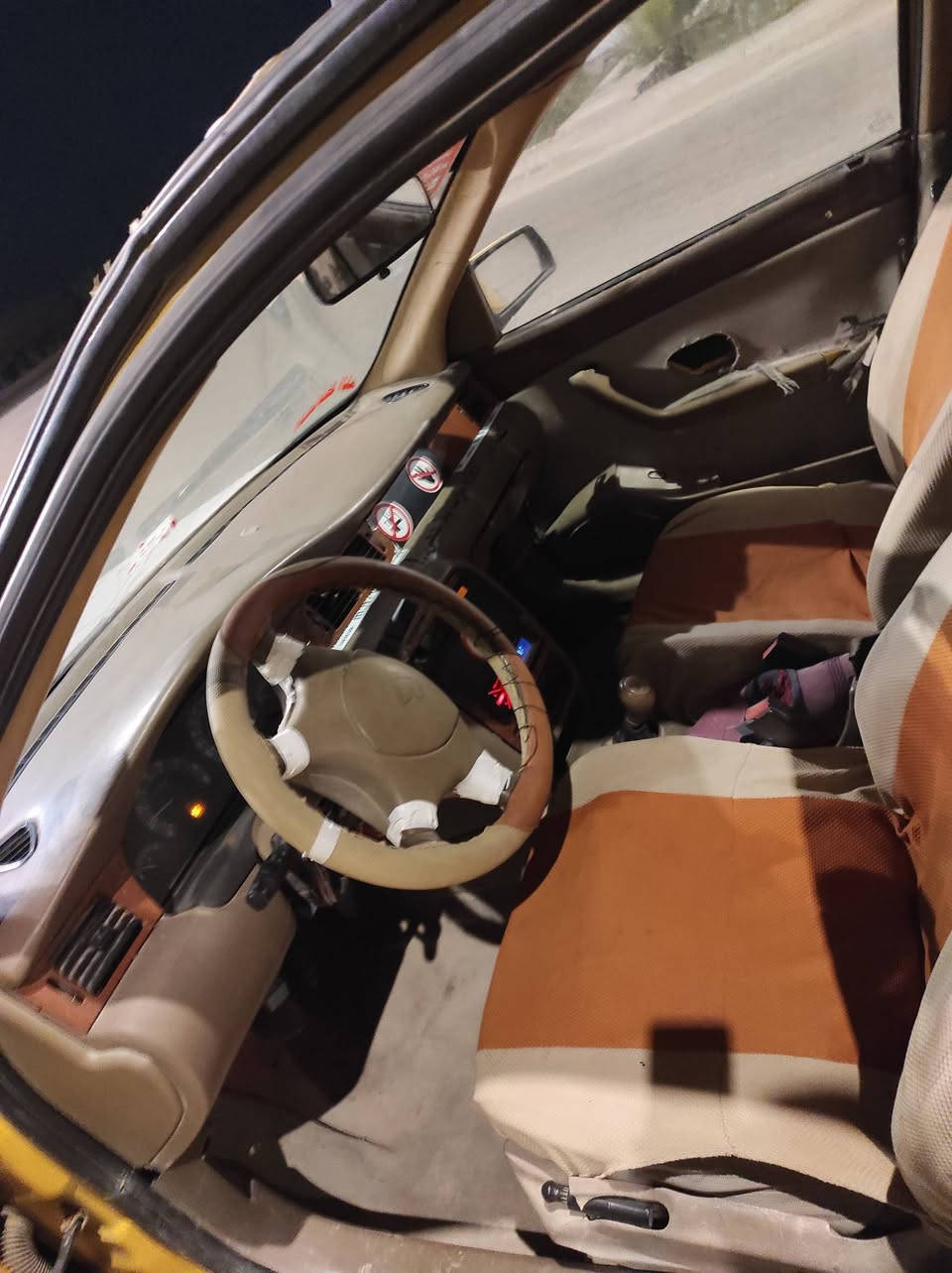 السلام عليكم شباب سياره سمند للبيع موديل 2011رقم بابل الماني سنويه منتهيه بال 2022مكينه وكير وحداديه تخم تاير جديد كهربائيات كله شغال دواخل حلوه ونظيفه سياره جاهزه كبل لشغل السعر12ورقه وبيه مجال للشراي مستعجل على بيعتها مكاني بابل مامتواجد عل فيس الخاص مغلق هاذه  رقمي للتواصل فقط‏‪0787 703 8496‬‏
