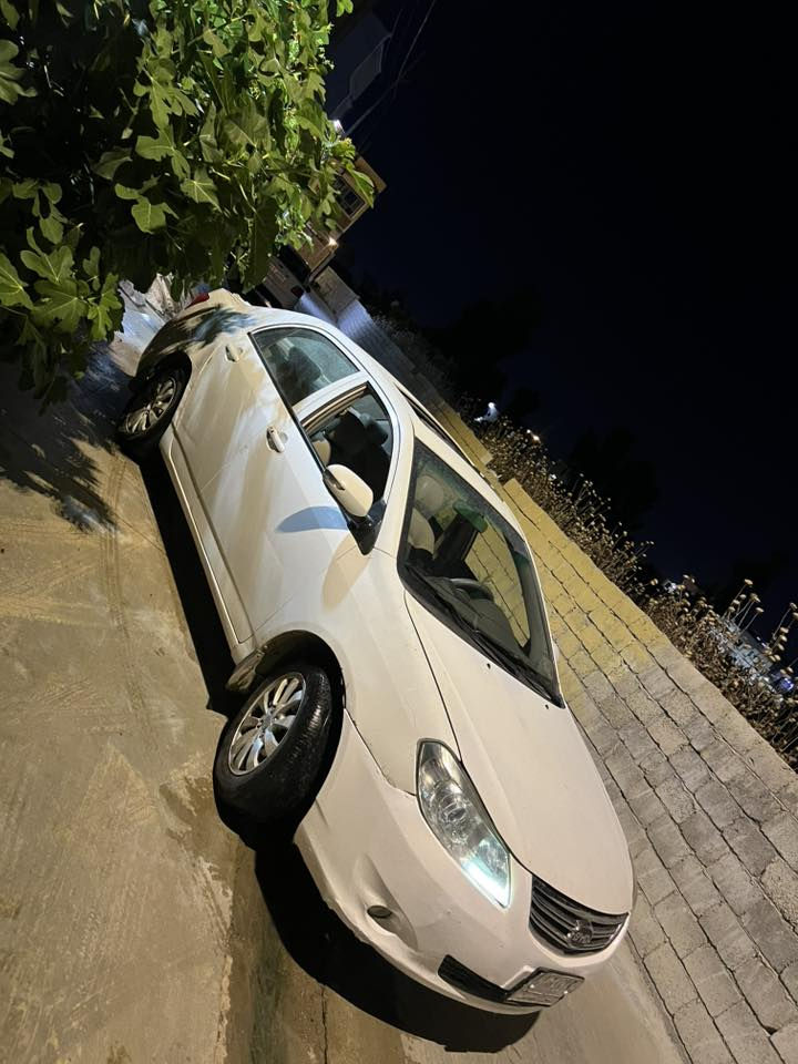 BYD 2013 G3
حرة 
كير محرك تبريد شرط 
كير اوتماتيك 
فول اوتماتيك 
السعر 49 
***********
