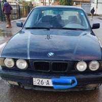 بي ام 525 • ١٩٩٠ • رقم صلاح الدين