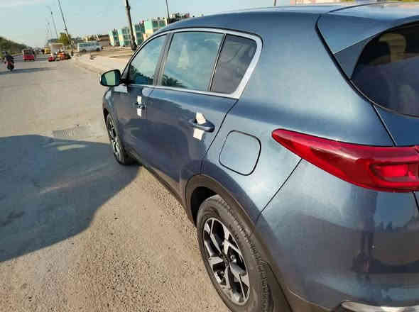 سبورتج ٢٠٢٢ وارد امريكي رقم بغداد .. للبيع فقط
السيارة ماشية 40 ميل 
المواصفات 
3 انظمه قياده 
مانع انزلاق 
(دفع رباعي )
مانع منحدرات 
حساس تصادم 
تحكمات ستيرن 
تبريد قطعتين 
شاشة + كامره

حادثها مرفق بالصور +سونرها 
بدون ايرباك بدون صبغ 
الجاملغ الايمن راجع بارد والبنيد نفسه وبعده بيه ترويج موضح بالصور 

السعر 179 
للاستفسار الاتصار (***********) 
مكان السيارة بغداد
