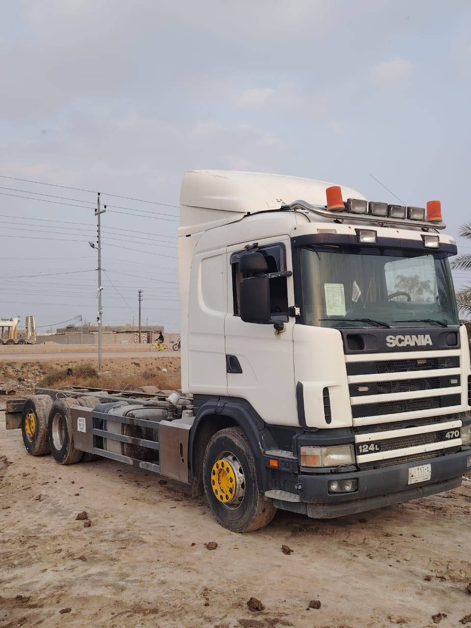 السلام عليكم سكانيا موديل 2004 محرك 470 انجكسن سوبرين كير كوبره رقم بصرة بئسمي مسجله بالسنويه براد السعر 265مكان البصرة 
***********
