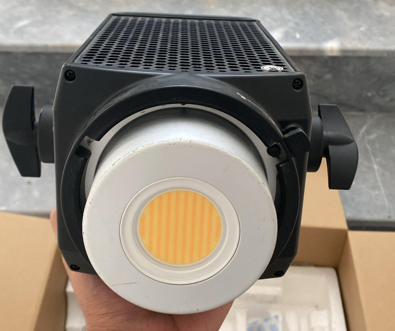 انارة  سوفت بوكس Nanlite Bi-colour 300w للبيع العدد ٣ للاستفسار التواصل خاص


**إذا كنت صاحب هذا الإعلان وتريد حذفه لأي سبب، رجاءا أرسل رسالة إلى الدعم الفني**