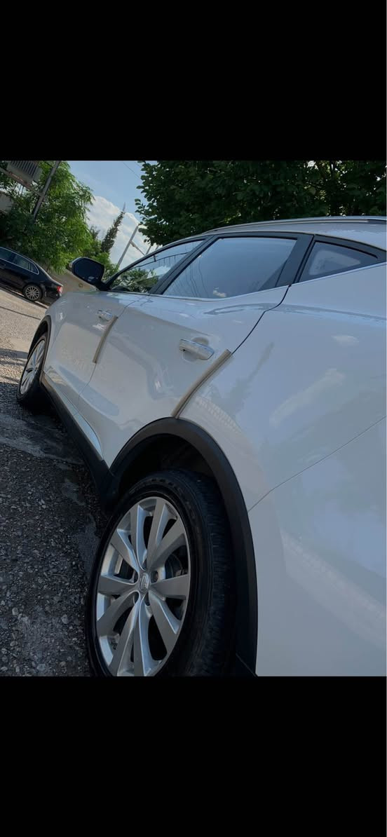 Mg zs 2023 
 مواسەفات ستاندارت  شاشە و بەسمە
  ٣٥٠٠٠ کم ڕۆشتوە
زەمانی شەریکە 
بێ بۆیاخ و بێ لێدراو

*********** السليمانية, العراق
