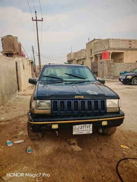 سلام عليكم جيب شيروكي موديل 93 مكينه 2500 نضيفه رقم نينوى ماندل راعيها أبيع بدون راعي أتعهد من سريقه فقط سعر 25
***********
