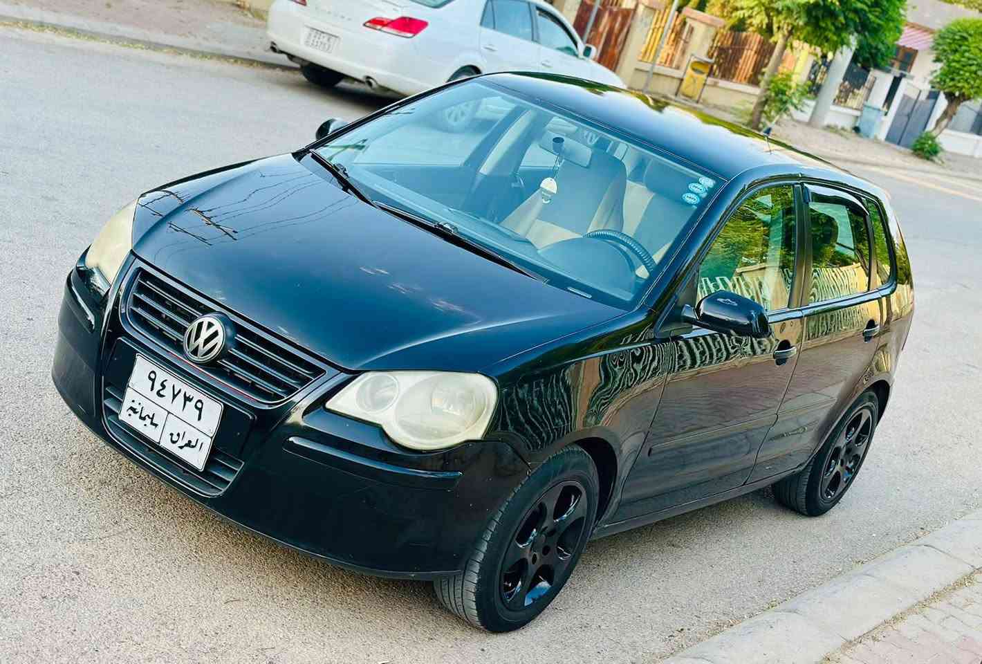 Volkswagen Polo 2009♦️
Nrx / 💰( 62 $ )💰
Mobile / *********** 📞
Mobile / *********** 📞
***   ***   ***   ***   ***   ***   ***
ڤۆڵکسواگن پۆلــۆ ♦️
مۆدێل ٢٠٠٩
گێڕ ئۆتۆماتیــک و عــادی و سپۆرت
مەکینە ١.٤
بەنزین هەر ناخوات
ڕەنگی ڕەشی قەتران
جام و ئاوێنە کارەبا
تەبرید مەزبوت
٢٥٥٠٠٠ڕۆیشتوە
گێڕ و مەکینەی بەشەرت
سۆنەر دانراوە
پارچەو پەڵەیەکی بچوک بۆیاغ بێــناو گرتن
پێش و پشتی کەپسە
سەقفی کاڵبونەوەی هەیە  لەزگەی پانۆرامای لێدراوە بۆ جوانی
هەنێ وردە و چاڵ و  شوختی هەیە
بەڵام سەیارەکە جوانە و بێ مەسرەفە و ماڵی دۆستە
سەنەوی  دوو مانگی ماوە
بەشەرتی تەحویل و غەرامە 

نرخ💵 / 💰( ٦٢ ) 💰گەڵا و مەجــال
ناونیشان / پیرەمەگرون
ژ.م / *********** ☎️
ژ.م / *********** ☎️

.
.

. السليمانية, العراق
