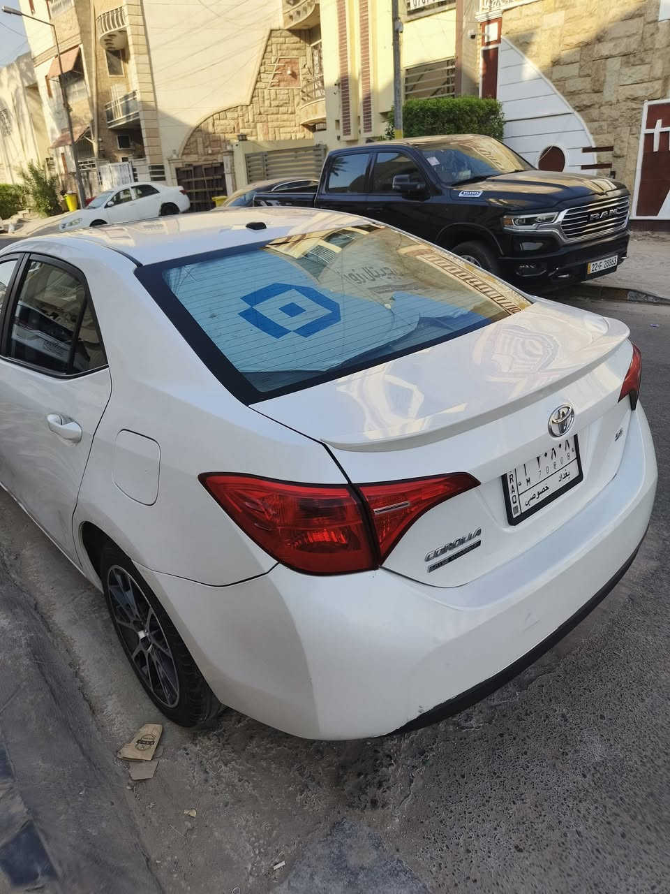 ( بسم الله الرحمن الرحيم )
سيارة كورلا 
رقم مميز 
السارة بسمي تحويل ثاني يوم
السعر    135 ورقه بيها مجال 

✅ تم نشر السيارة بسبب الوعد الكاذبة ✅

🚩 مكان السيارة بغداد المنصور
 مديل . 2017  / وارد أمريكي
ماشية / 160 KM
✅     فئة / Se
  ✅ محرك السيارة اربعة سلندر 
✅    فتحة سقف
✅   تثبيت سرعة
 ✅   تثبيت مسار
 ✅  تبريد ثلج ❄
✅   تخم تايرات 4 جديد 
✅   صدر جديد 
✅  دبلات خلفية جديد
    الحادث جاملغ  أمامي و بنيد مبدل نفس اللون

دعاميات خلفي جديد و امامي جديد
رقم         ‏ ***********
