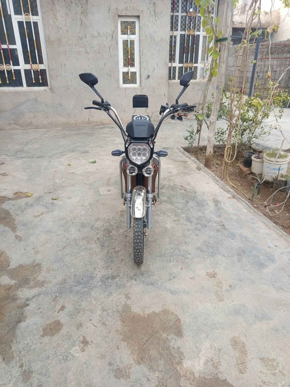 بايسكل شحن للبيع 5 بطاريات اخو الجديد 2026 مستخدم شهرين حجم كبير اكبر شي السويج 2 بصمات 2 ريمونت 2 مكان ديالى دالي عباس السعر 750 أو بي مجال اتصال عل رقم ***********
