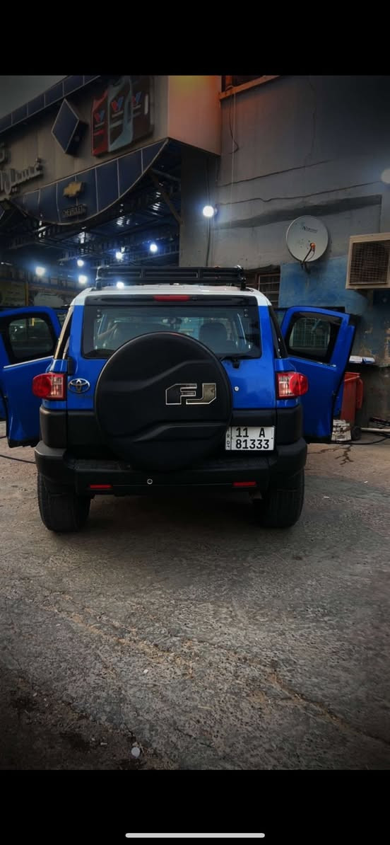 السلام عليكم اخوان للبيع او مراوس بتاهو او يوكن حصراً 

السعر 110 قفل من الاخير وماكو هيج سعر بكل سوك 

تيوتا اف جي موديل 2007 السياره جاهزه ومناقصهه برغي 

بيهه صبغ عام شاصي لغد محرك كير فوو ويل كهربائيات كلها شغاله 

السياره حالياً مرفعه 5 انش ترفيعه حلوه ومرتبه 

عليها اضافات بسيطه ترايك وين متريد ماشيه ١٢٥ الف كيلومتر 

رقم بغداد الجديد 

مكان السياره بغداد المنصور

0775 624 7292
