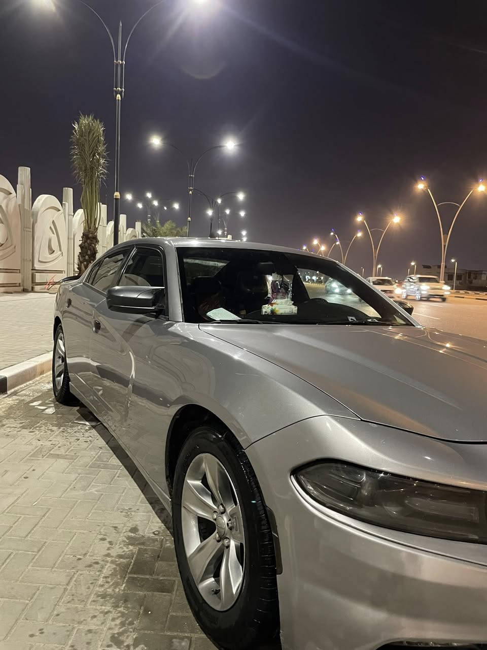 سلام عليكم سياره جارجر للبيع مديل 2015 معلايه 2016 سياره بيه المدكر والباب الورع فقط صبغ بدون حادث المكينه 3600 أكفلك كيره ومكينه وحداديه وكفلك بل تحويل بل مرور كشنات حضن /السياره بني رامه السعر 170 وبيه مجال العنوان البصره القبله/ رقم الهاتف ***********
