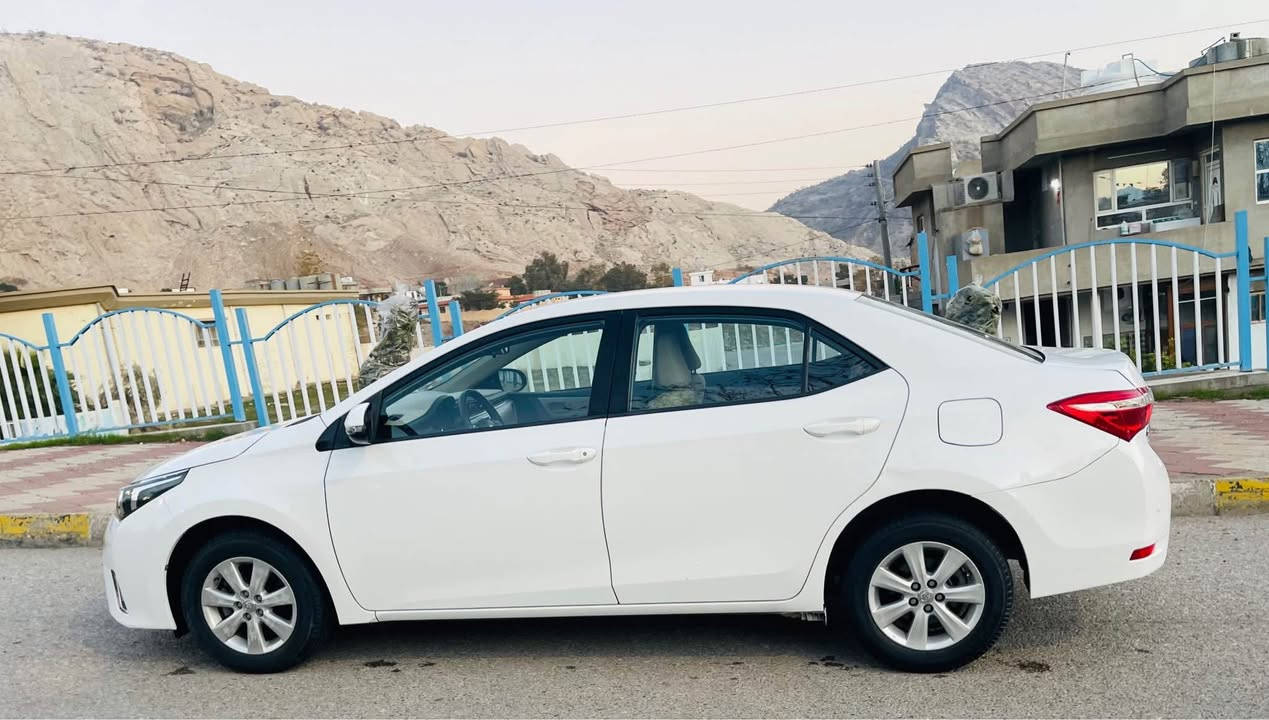 توێتا کرۆلا خلیجی سفری ئێرەیە SE
مۆدێل/2015 مەکینە گەورە (20) مەرغوب دوو سوچی ماوە 
مواصفات/ناوزەرد-ECO-ABS-حاسە -تەعدیل سورعە... 
بۆیاخ /یەک چەمەلوغ و یەک پەلە بێ زەربە بێ ناوگرتن لە سۆنەر دیاری کراوە دەعامیشی بۆیاخ نیە
سەنەوی تازەیە مەرجی تازەیە بەڕادی تازەیە بەناوی خۆمەوەیە 
کم/78000هەزاری حەقیقی چووە هەموو گیانی دەقی بیلادیە نموونە لە جوانی و پاکی -
گێڕو مەکینەو تەقەو ڕەقە هەمووی بەشەرت 
سعر/پەیوەندی بکەن 
*********** السليمانية, العراق
