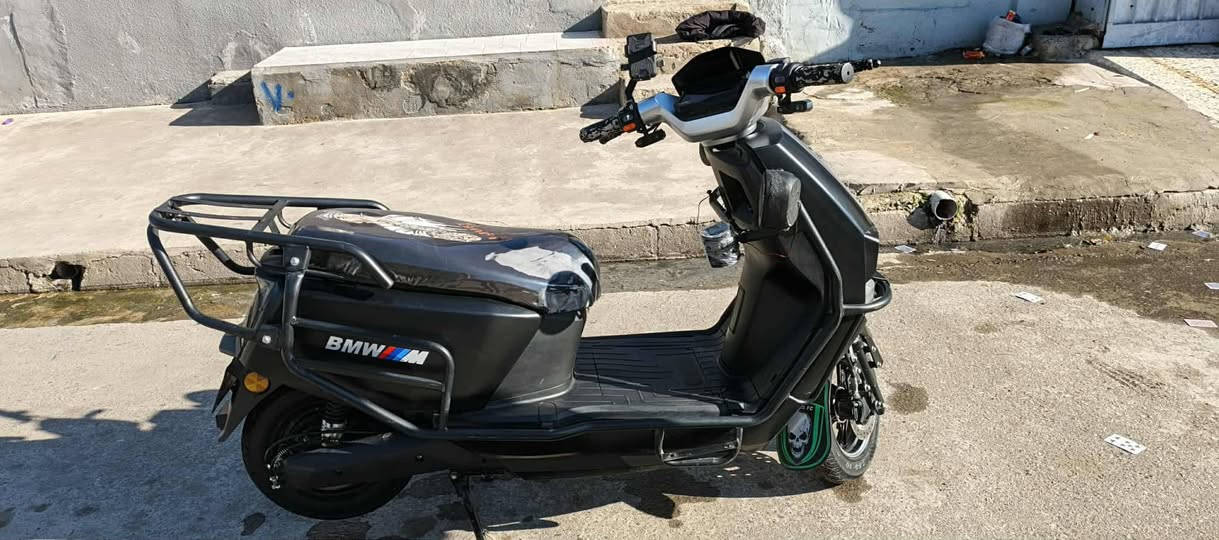 ماطور شحن وحش ريان ملف الف اقتصادي 6بطارياات مسطره دبل بصمه دبل سويج صندوك دليفري الاصلي سرعه 95 حقيقي 75 العنوان موصل حي القدس
***********
