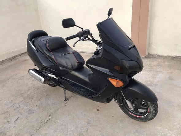 للبيع دراجه فورزه 0.6 
سعر 800 وبيها مجال لشراي 
رقم الهاتف *********** 
او ادخل خاص
