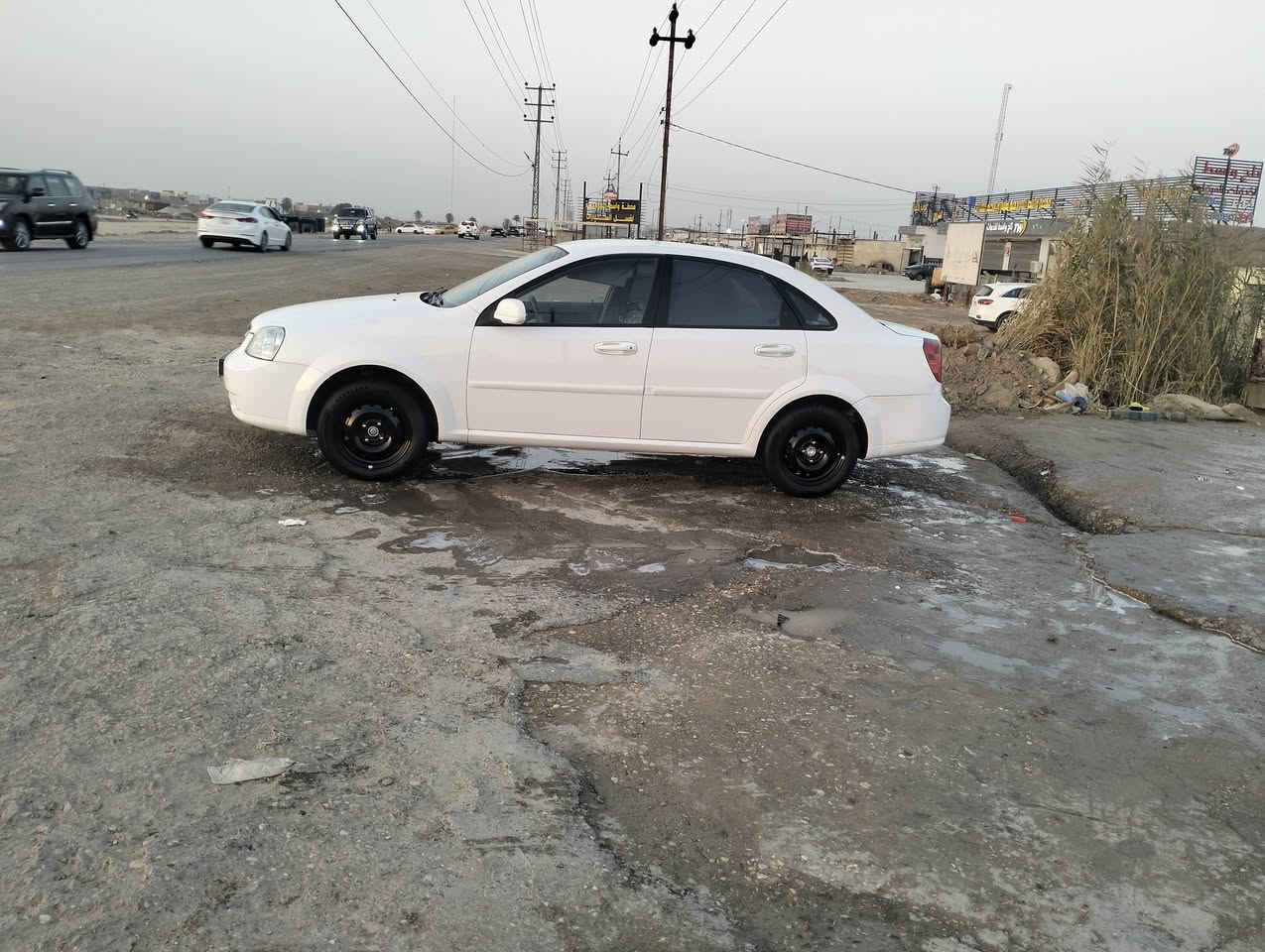 سلام عليكم اوبترا 2011سياره حهازه من كلشي سونار مرفق مع صور رقم واسط بسمي سعر 83 مكان سيار كوت خاجيه ‏‪0773 442 6730‬‏
