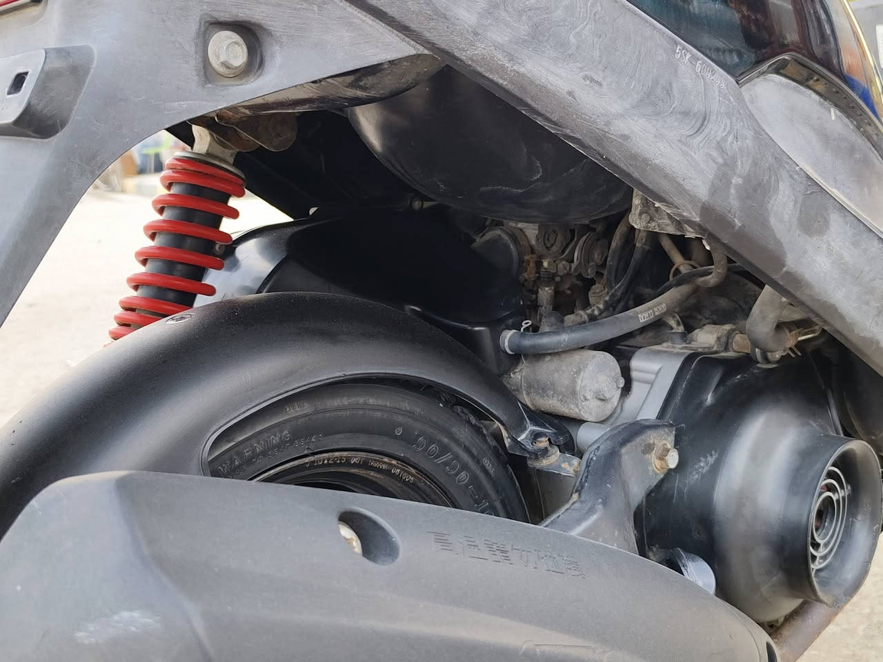 سلام عليكم الدراجه بلاديه كلشي مابيهه مكينه ناعمه الدراجه ما مفتوحه ولا مبوشه بحالت الوكاله كلشي شغال الكهربائيات گلهن شغالات +  صالنصه بلاد  بوشه 49  ا السعر مليون و١٠٠  وبيهه مجال قليل جيب 10 فيتريه وتعال افحص اذا بيهه شي مكاني البصره  قضاء الدير شرط تفحص يلا تاخذ  هاذ رقمي للستفسار  ***********
