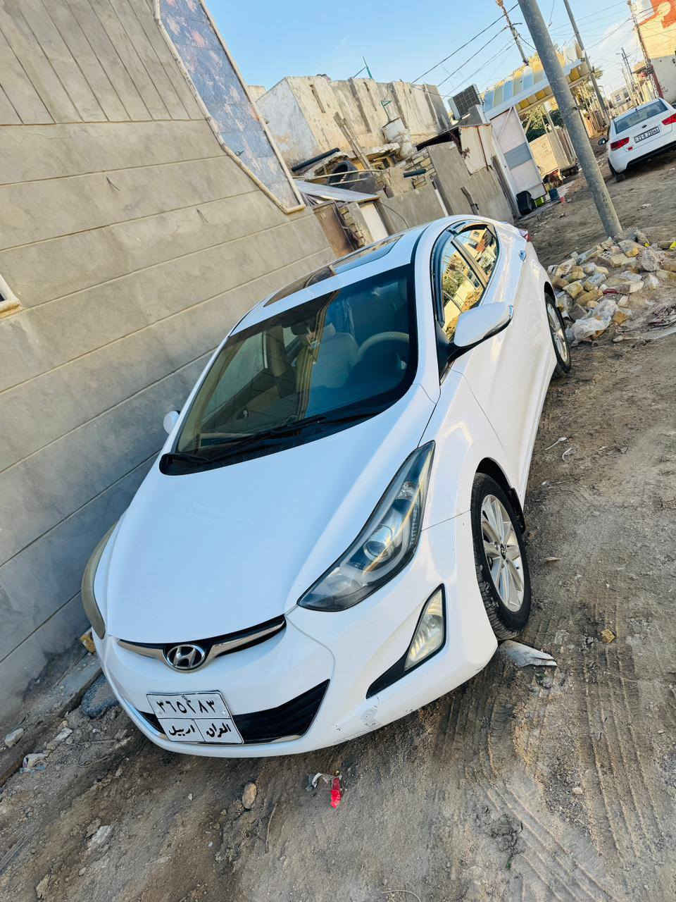 سلام عليكم  النتره البيع مديل ٢٠١٦ مكينه ١٨٠٠ ماشيه ١٢٦ سياره نضيفه كلش  مابيه ضربه ولا قطرت صبغ تفحص وين ما يعجبك سياره فول من عده البصمه  تحكم ستيرن جهتين مري شفط فتحه بلقمره  سياره خير من الله تجي وشوفه ما متعوبه سنويته صاقطه مكاني ديوانيه  ***********
