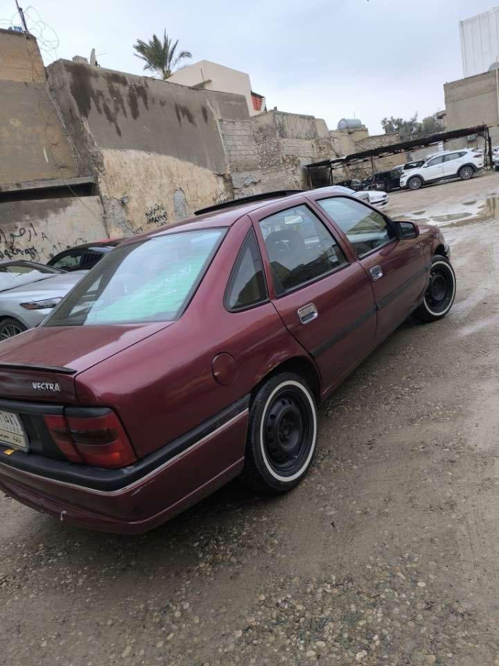 اوبل فكترا للبيع. موديل 93. بطاقه بنزين بي.  سلايت. كهربائي محرك شرط لاصرف. لابخار. تايرات ٤جديد. شرط تحويل. مكان السياره كركوك  سعر43بي مجال  ***********واتساب موجود.  محرك16قايش عريض
