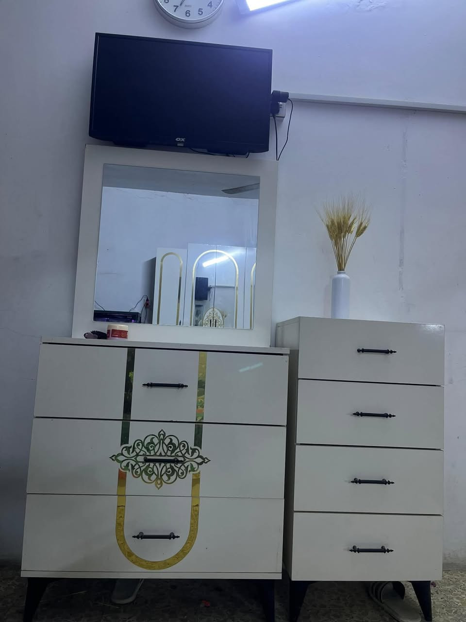 للبيع 
غرفه نوم تركيه 10 قطع مكانها بغداد الشعب اريدها ب 800 وبيها مجال بعد للشراي 
اي استفسار خاص الي موشراي ليراسلني


**إذا كنت صاحب هذا الإعلان وتريد حذفه لأي سبب، رجاءا أرسل رسالة إلى الدعم الفني**