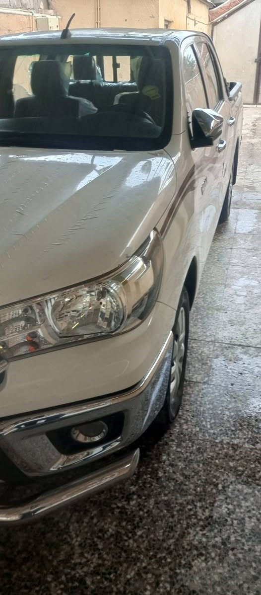 بيكم للبيع موديل 20 مكفولة ماشيه 130 كير عادي سياره مكفولة بيه بس هاظه شخد  مكان  بغداد سياحي سعاده ***********
