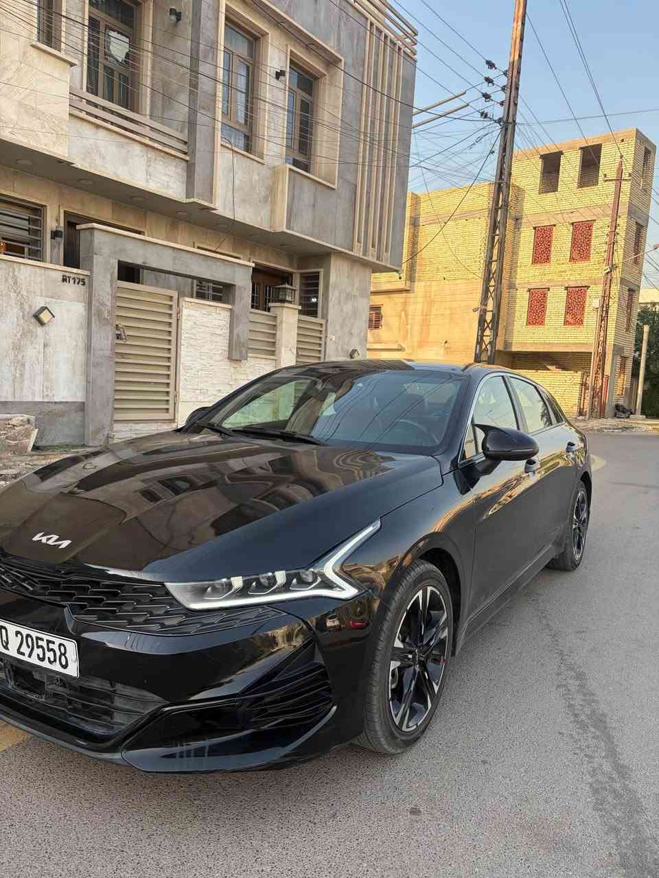السلام عليكم شباب  K5 وارد امريكي 2024 جي تي لاين فوول موصفات عدى البنوراما محرك 1600 تيربو بيها تلث قطع فقط موضح داخل الصور وبيها خدوش بسيطه سياره خير من الله وكلش حلوه العنوان بغداد للاستفسار *********** بغداد, العراق
