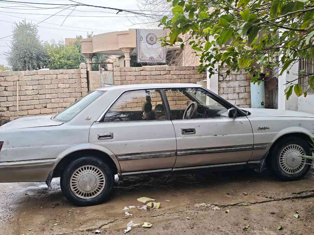 السلام عليكم للبيع
هارتوب موديل 91
حلوه ونضيفه شغاله 
شرط محرك و كير 
سعر 20 وبيها مجال للطيبين 
***********
