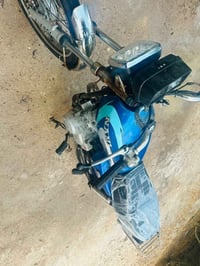 دراجه نامه للبيع دراجه جيس مكينه تخبل كهربائيات كلها شغاله عينه ليزريه...