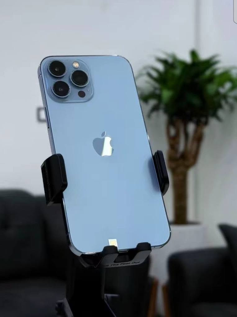 ايفون ١٣ بروماكس 🔥
ايفون ١٣ بروماكس 

ذاكرة ٥١٢ 

بطارية ٨٨٪؜؜

اللون البحري المميز 

السعر 800وبي مجال
***********
