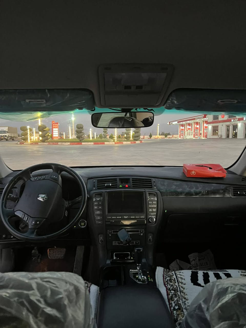 شاهینەی بڕاوە2005
فول فول مواسەفات بەشەرت هەموو شتی ئیش ئەکات تەقەو ڕەقەی نییە مەسروفی 250دینار تێدا نییە سەیارەکی تابڵی جوان و خاوێنە ماڵێ دۆستە سعر 57گەڵا کەمێک مەحەمەلەی برایانە قەرز و گۆڕینەوەمان نییە.
ژ.م ***********
شوێن:ڕانیە-پشدەر
