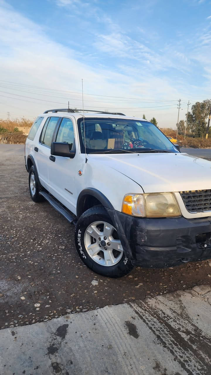 سلام عليكم مرخصت صاحب الكروب المحترم البيع فورت اكس بلور مديل 2003اصولي شرط التحويل سياره ماناقصهه شي من كير ومكينه وحداديه بيع او مراوس بسياره ادوات مكان بغداد ***********
