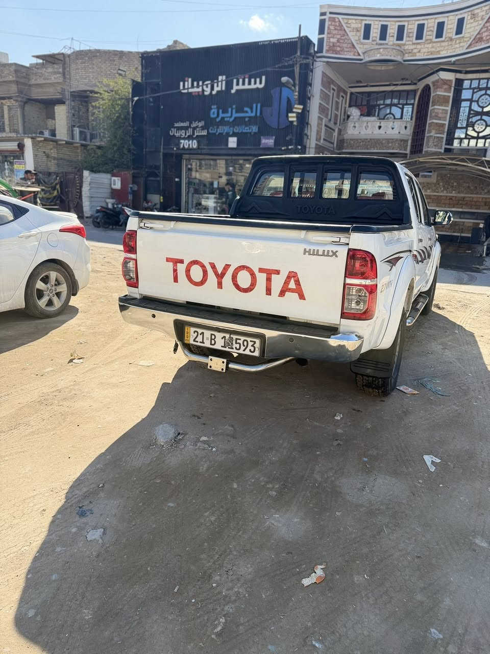 تيوتا هايلوكس 2014 سعوديه ستينيه اوتوماتيك رقم سليمانيه سنويه مجدده ماشيه 218 الف اصل تايرات شركه  *********** المكان بغداد مدينه الصدر السعر 220 وبيه مجال
