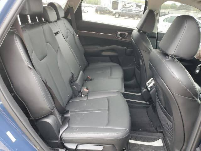 اعـــــــــلان للـــــــــــبيع
🔹 كيا سورنتو 2025 s
🔹وارد امريكي محرك 2500
🔹زيرو ماشية 6025 فقط
🔹فول تحكم ستيرن 
🔹مواصفات s عدا البانورما والتوربو
🔹بصمه
🔹نظام ترحيب
🔹شاشه كبير دجتل
🔹اوتو هولد
🔹نزول منحدرات
🔹كراسي كهرباء
🔹 7 راكب
🔹حساسات امامي و خلفي
🔹تشغيل عن بعد 
🔹وغير هالمواصفات موضحة بالصور 
🔹حادث بسيط البنيد مصلح وتبديل جاملغ فقط تصليح درجة اولى بدون دواخل 
🔹السعر 275 مصلح ومرقم وكامل وبيها مجال حك الجية
🔹للاستفسار الاتصال على 
*********** ☎
*********** ☎
