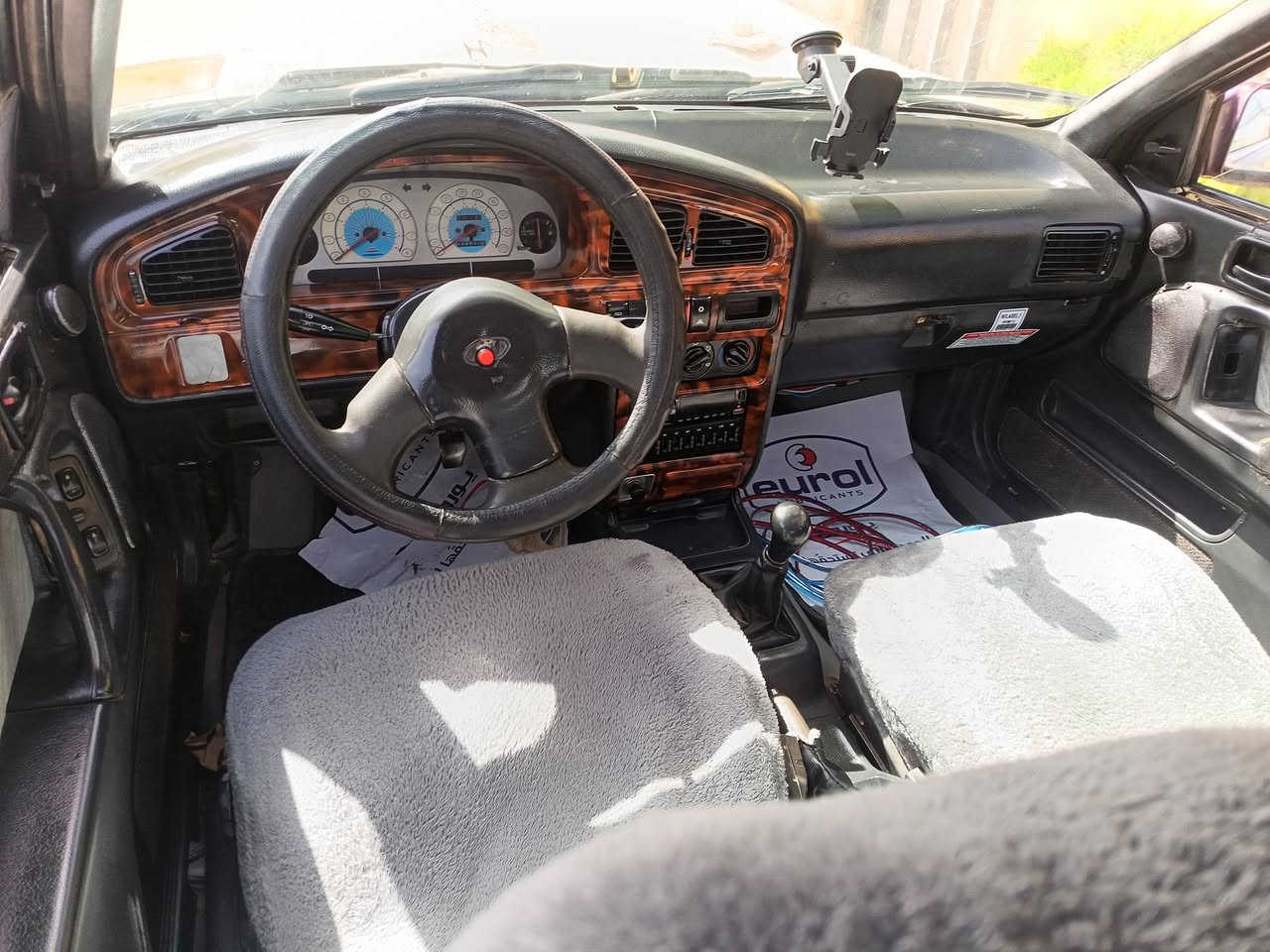 بسم الله ألنترا ٩٣ رقم ديالى كير عادي محرك مفتوح كير ومحرك وصدر وكهربائيات وتحويل بشرط مكفولة من كلشي، نقص تبريد فقط السيارة مال جناي اتصل *********** لا خاص ولا تعليق ديالى كنعان السعر ٣٢ وبيهةمجال قليل
