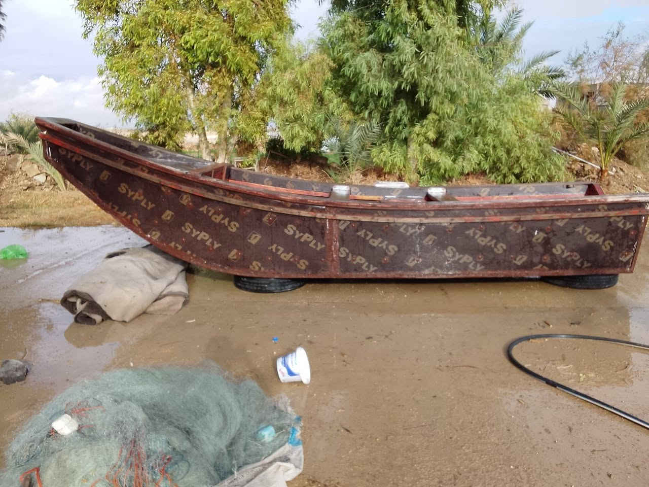 السلام عليكم 
اخوان موجود بلم حنشل للبيع مال مكينه 40 جديد مامشتغل غير موسم واحد السعر 750 وبي مجال بسيط 
لشراي يتصل على هذا الرقم ***********
