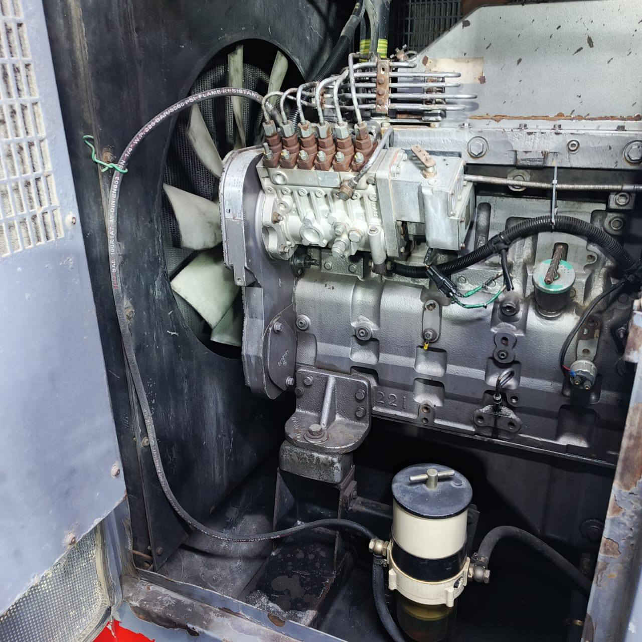 كمنز كاتم اصلي 200 كيفي عل وضع الشركه مكلف بلانشر ***********
