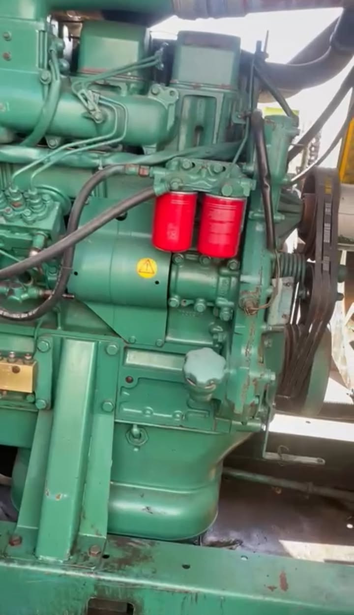 السلام عليكم فالفو 31 اوربي ساعه العمل 3000ساعه جديده بمعنه الكلمه
500كي  

السعر 170 

***********
