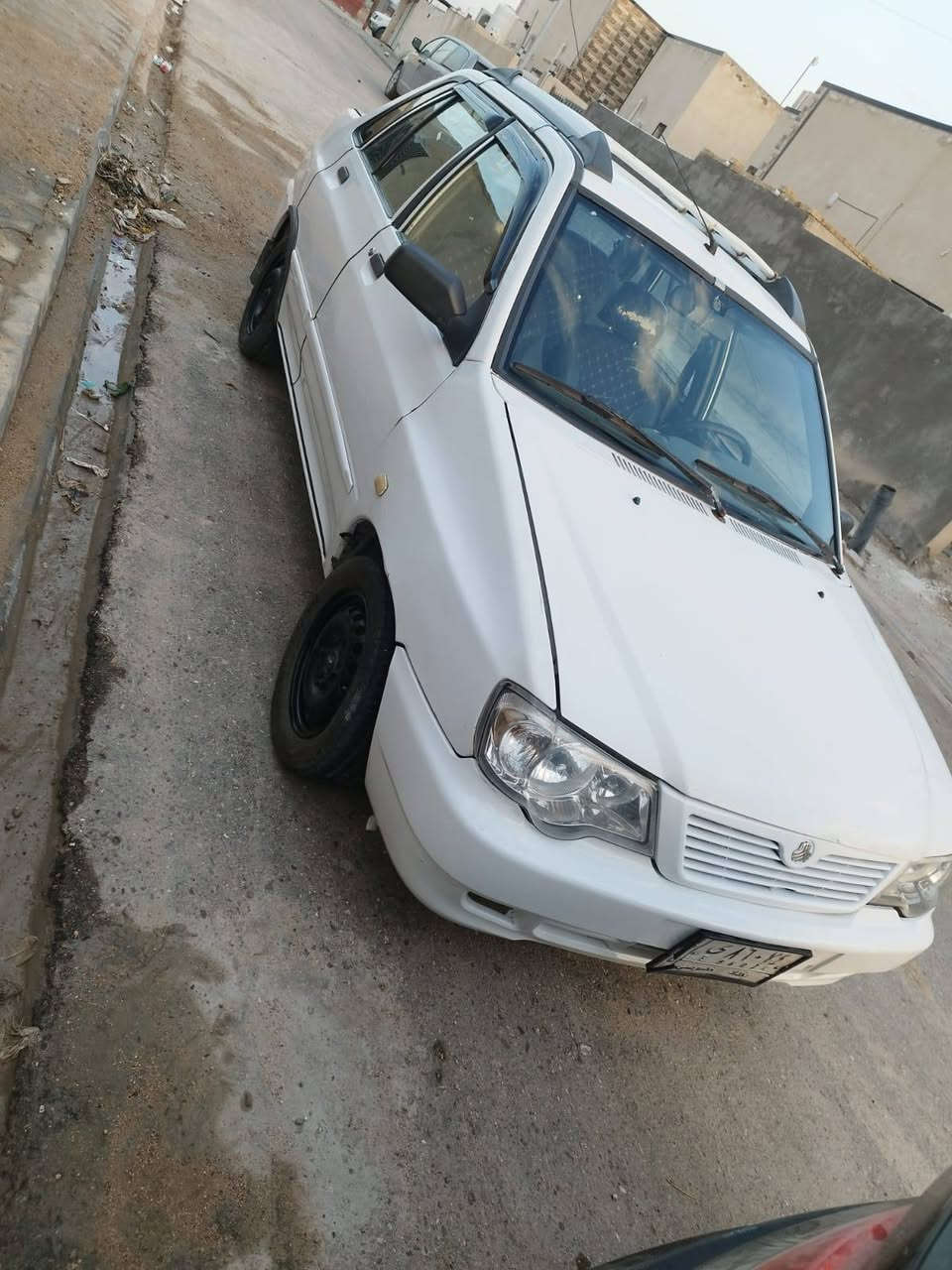 السلام عليكم
سايبا دمعه ٢٠١٢ رقم بغداد ب ٣٢ وبيها مجال
جديده حيل ما ناقصها برغي
شاشه كامره دوشمه ارضيه وكراسي اصلي
مكانها السماوه مجمع الدوح
رقم صاحبها ***********
