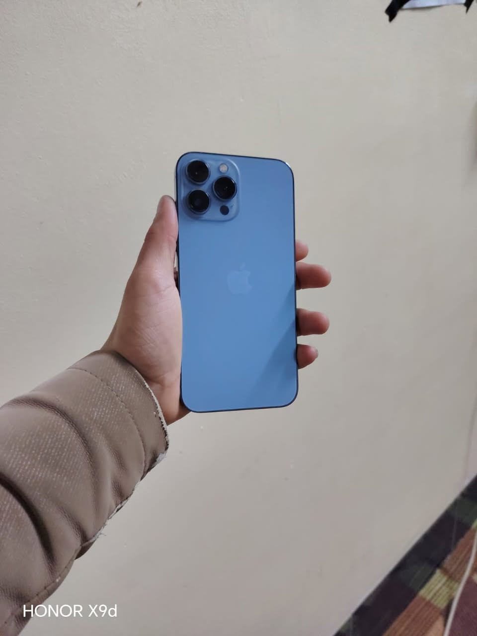 سلام عليكم آيفون 13 ابرو ماكس ذاكره 256 باتري 96 دبل سينكرت نضافه فول بس مبدل شاشه ***********
