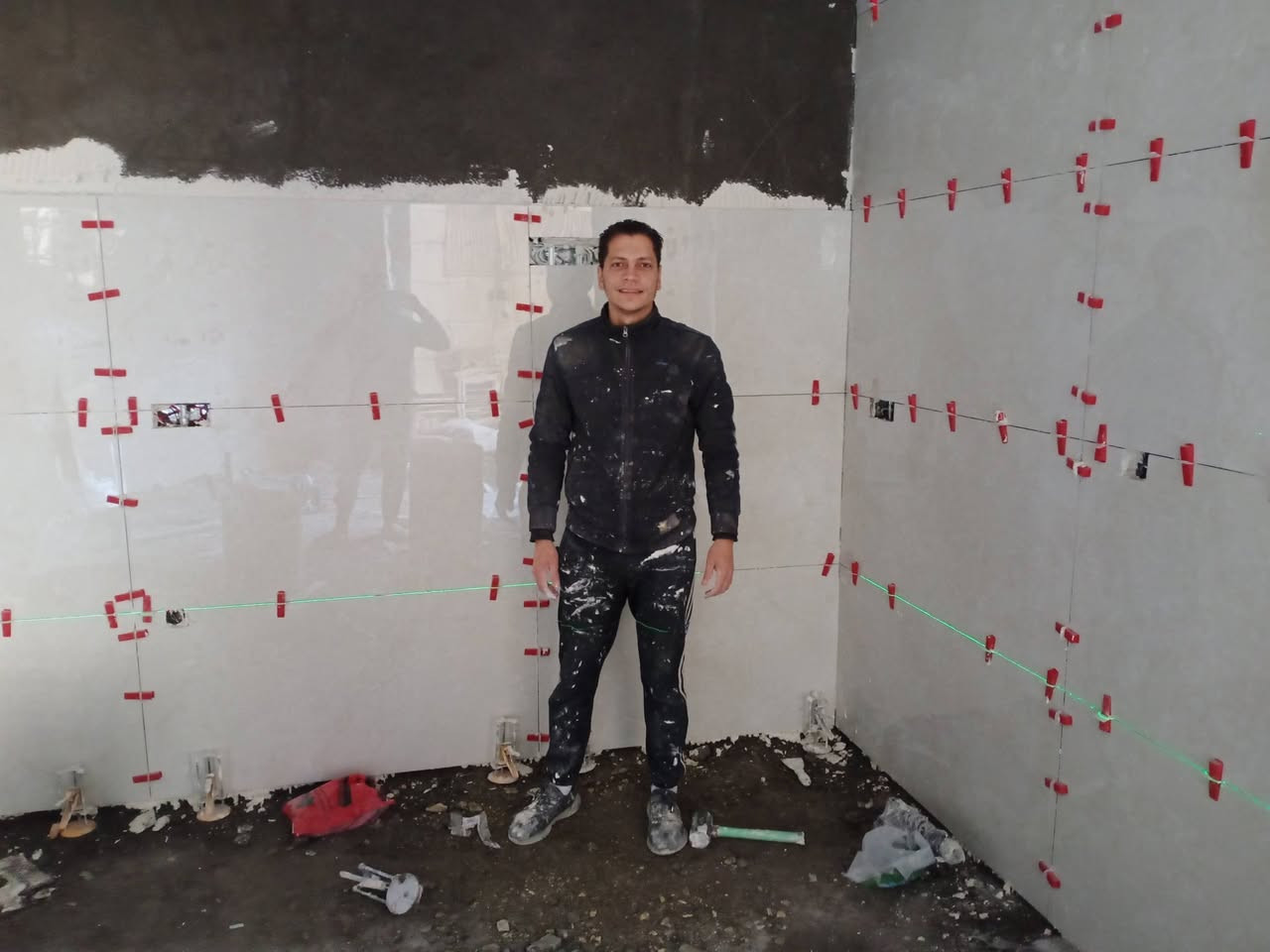 السلام عليكم خلفه سيراميك بورسلين جدران ارضية وكاشي ومرمر وجهات درجه اولى ***********
