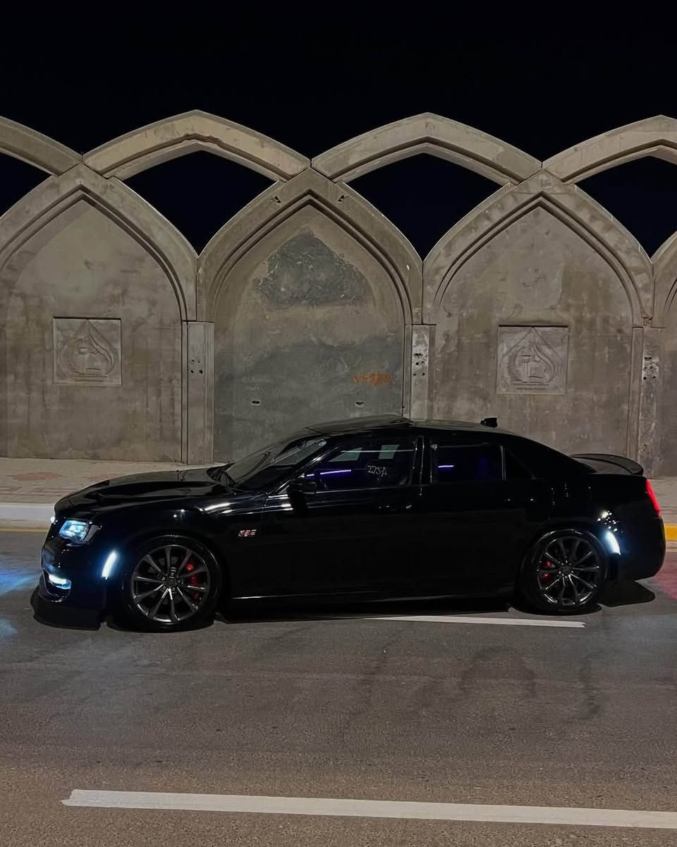 سلام عليكم 
كرايسلر اوبامه  2022s300 اصل
8سلندر5700
سياره فول للاخير
*رادار
*حساس امامي وخليف 
*سياقه ذاتيه وتحديد مسار
برده خلفيه
مري هيتر ورادار
بيه مود درايف سبورت
ستيرن هيتر وكهرباء
سستم صوت الباين +دمام خلفي
وباقي مواصفات المعروفه
مقاعد  تدفئه وتبردي امامي وخلفي
كشنات ميموري
بنرامه

عليه ويل srt 20اصلي
عليه اكسل قفل 3.09 موديل23
عليه دركه فوردج إصدار اخير 
برمجه مصطفى ايكل 
كزوز srtمن طول لطول 3انج
سياره ماشيه60مايل 
حادث جاملغ وبنيد مدلات نفس لون يعني بسونار يطلع مفتوح وبيه مكان بارد قليل
السعر240وبيه مجال  وماكو اوبامه2022بهذا سعر
رقم اربيل مداور وكاله 
مكان السياره نجف
*********** النجف, العراق

