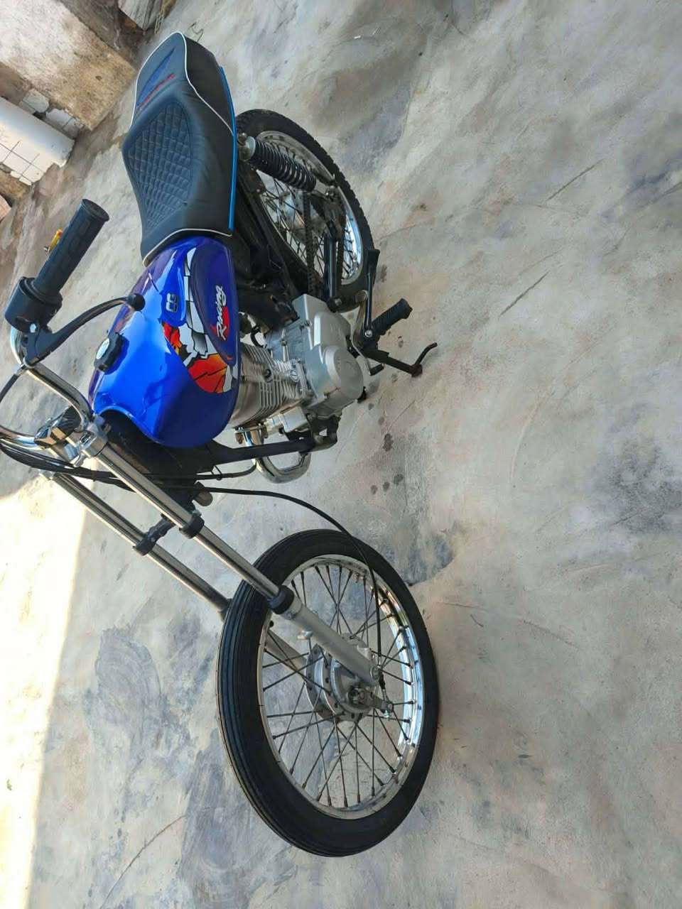 سلام عليكم
دراجه للبيع  بدون اوراق نضافه فول  
سعره 550 وبيه مجال 
 مكاني النواضم البتيره
*********** يولد لدراجه مو مالتي مال ولد بل بتيره انه فاعل خير عليه بس نشرتها أله لحد يراسل خاص
