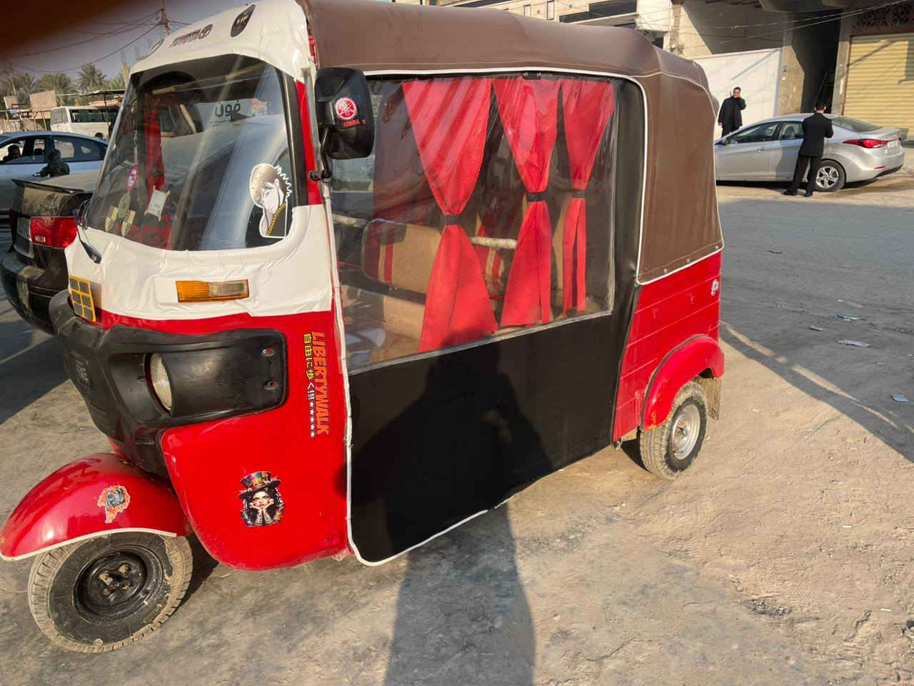 سلام عليكم تكتك موديل 17 محرك عشرين اوراق السعر 3800وبيه مجال
***********
