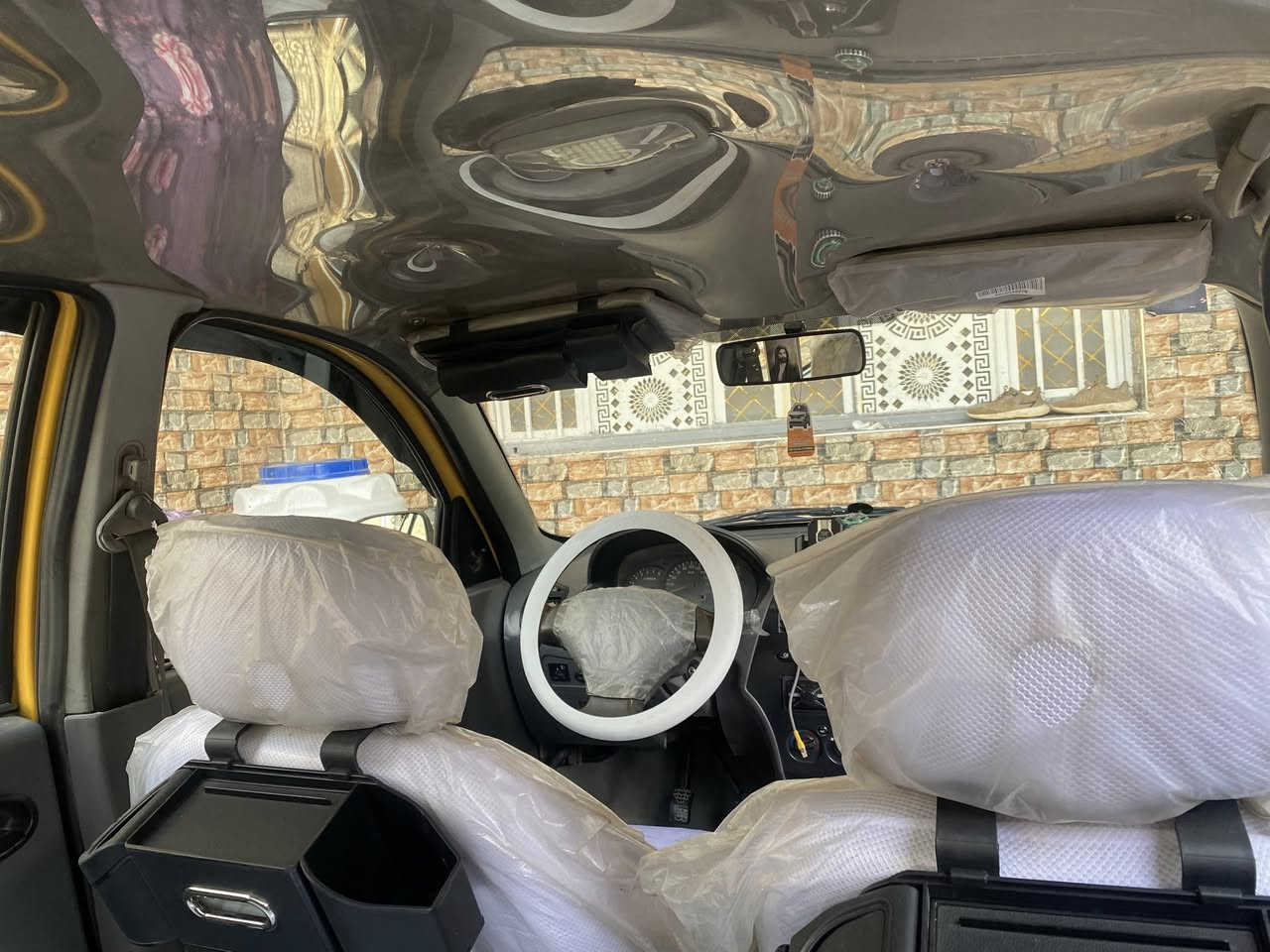 سلام عليكم
طيبه موديل٢٠١٥ الرقم الانكليزي جديد ومصفره هيئه وغرامات و كير ومكينه خير من الله سياره مكفوله مكفوله من صبغ وضربه وتبديل سياره مدوشمه ارضيه وكشنات ومابيه اي نقص مكان السياره تقاطع النهروان الغنساء الرقم***********

السعر٤٢
