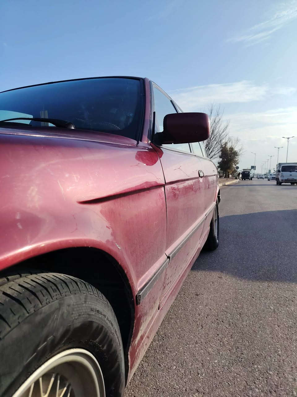 BMW E34    1993
بۆ فرۆشتن
:ئاڕمی پلاستیکی سلێمانی
:ئۆتۆماتیک
:ناو فۆڕمیگا
: ڕەنگ مارۆنی
:کوشن هیتەر 🔥
:گەرمی
: 4 تایەی لۆک
سەیارەکە هی مەعرەز نییە بێ تەقەو ڕەقەیە.  موشتەری تەلەفون بکە
(سلێمانی)
*********** السليمانية, العراق
