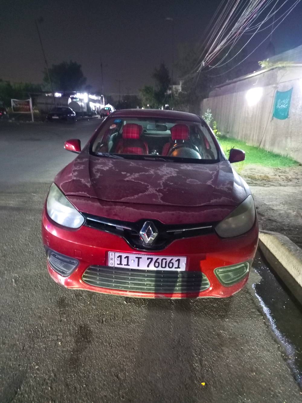 سلام عليكم
رينو افلونس ٢٠١٦ للبيع بيها كاز كيت 
وجارده كير مابي شي تبريد شغال 
مابيها طخات هواي مثل ماموضح بصوره ماشيه ١٩٠ 
رقم جديد وسنويه كهربايئات خير من الله تخم نوزلات وبلكات ومجاول جديده عبوه مال بانزين كامله جديده اصليه فتح حاويه رايدها ب٥٠ ورقه وبيها مجال مكان بغداد
*********** تواصل خاص او ع الرقم
