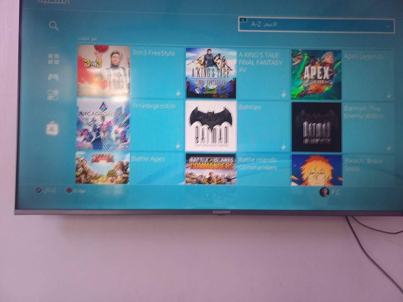 السلام عليكم 
ps4 slim اونلاين
ذاكرة 500 
نظافة 100% لوك ستيكر مكفول
لا مصلح ولا مفتوح 
كامل ملحقاته وياه كيبلاتة واليدة 
نظيفة مابيها اي مشكلة + حساب عربي اماراتي يحتوي مكتبة العاب ضخمة85 لعبة مملوكات مو اشتراك تبقى وياك مدى الحياة وكذلك ضمان الحساب مدى الحياة متنزل 12 لعبة جاهزات موضحات بالفيديو 
سعر الجهاز 275  مع اليو بي اس +جوستكات اثنين 
مكاني ابو دشير  
رقمي ***********
