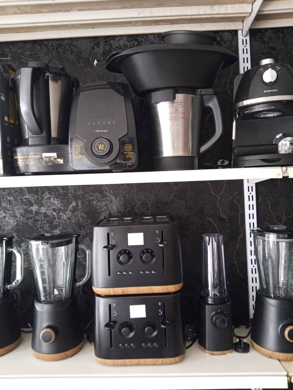 بضاعه ماركات عالمية ولا غلطه 👌


**إذا كنت صاحب هذا الإعلان وتريد حذفه لأي سبب، رجاءا أرسل رسالة إلى الدعم الفني**