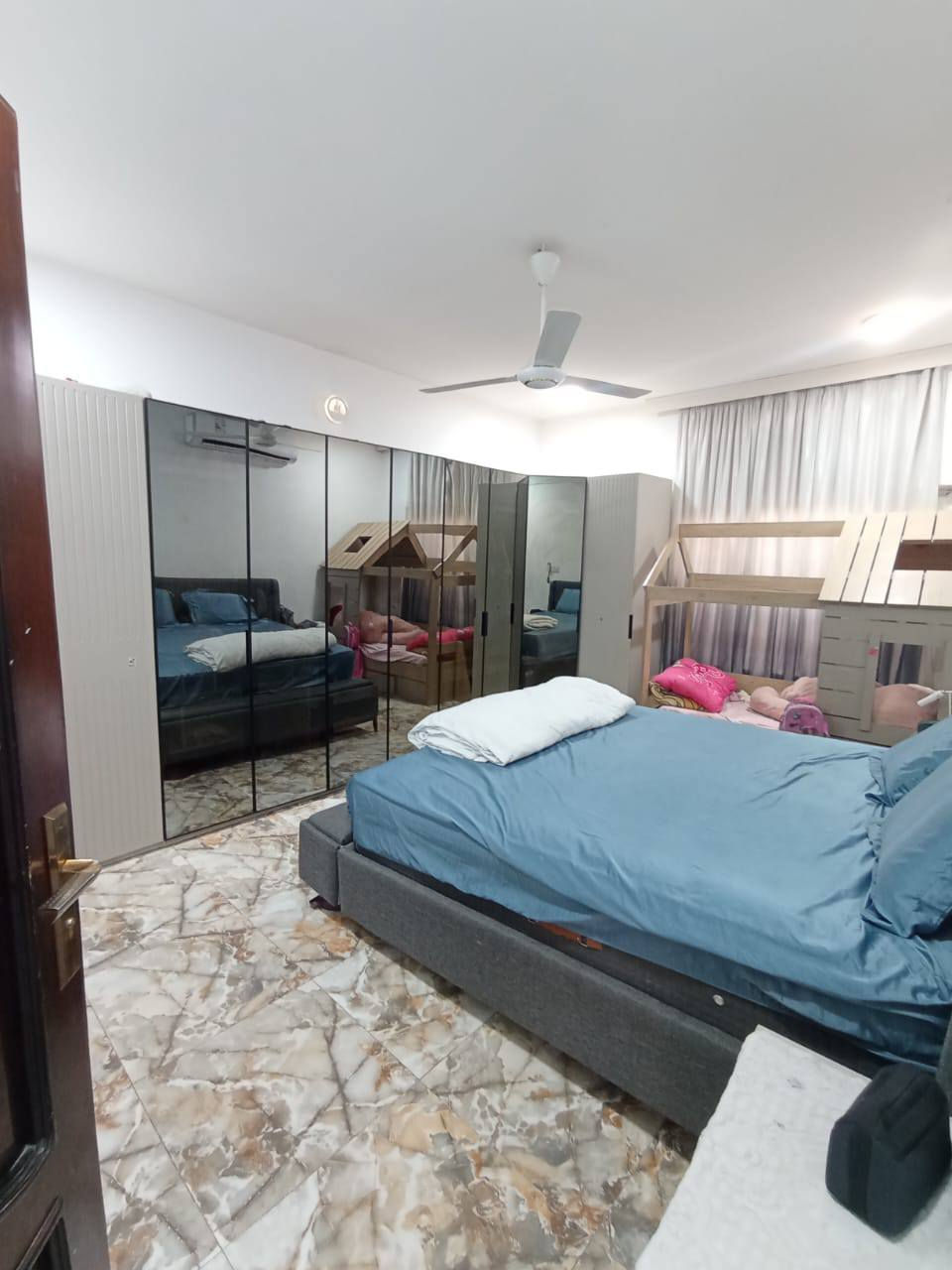 دار للبيع طابو ملك صرف المساحة 180 م غرفتين نوم صالة كليدور مطبخ مجمع صحيات
العنوان ايي غرق حي الحسين خلف محطة وقود اليسار ،(شارع السبيس) لمعرفة السعر وباقي التفاصيل يرجى الاتصال على الرقم ***********
***********
